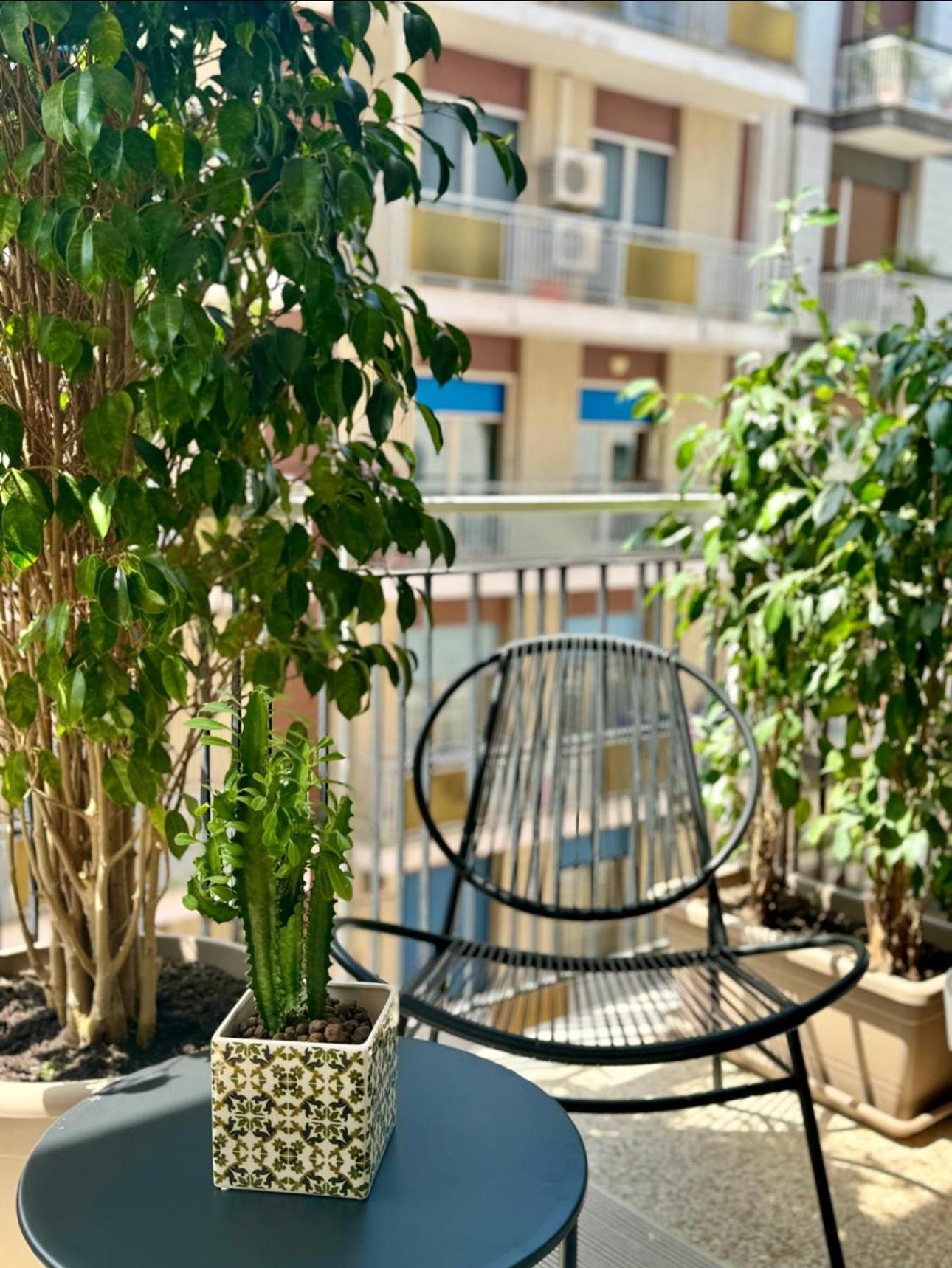 Visconti 90 Apartment Bari Exterior photo